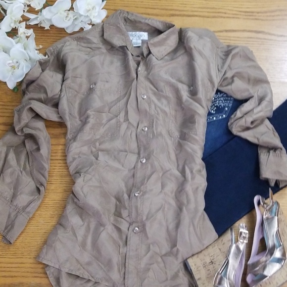 Bogari Button Down shirt - Picture 2 of 4
